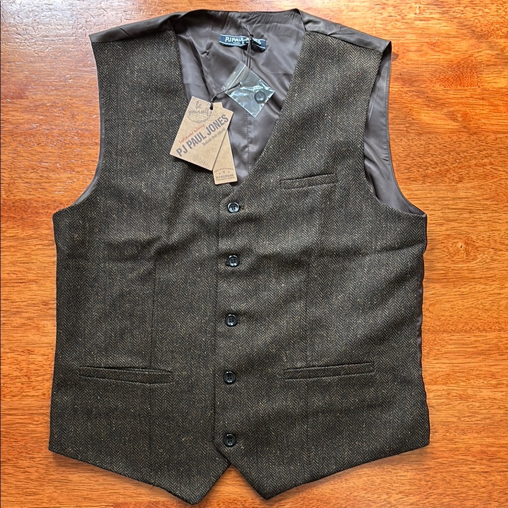 NWT Men’s brown tweed vest